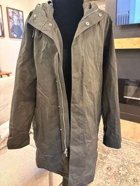 Abercrombie & Fitch Water-Repellent Hooded Parka Jacket Olive Green Medium